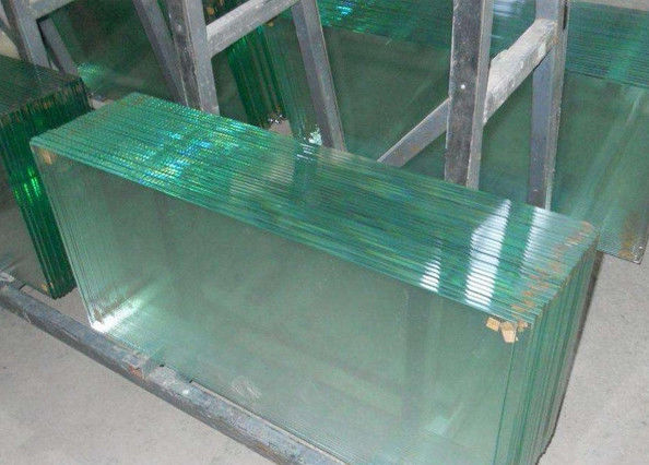 Vetro galleggiante trasparente da 2 mm a 3 mm per finestre/porte/spettacoli decorativi