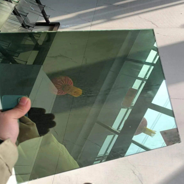 Vetro riflettente a colorazione E bassa da 2 mm a 8 mm per edifici / auto / automobili / pareti a tenda