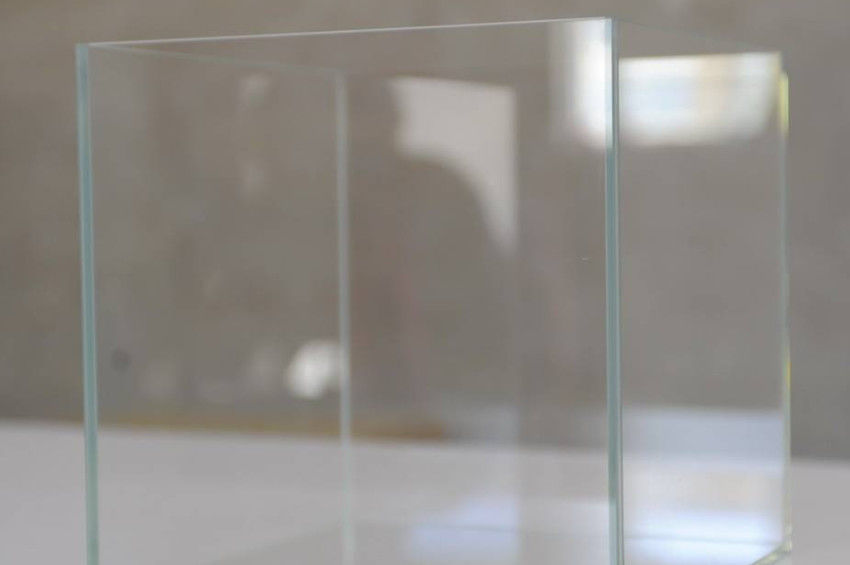 Vetro ultra trasparente con costanza di colore per porte e finestre