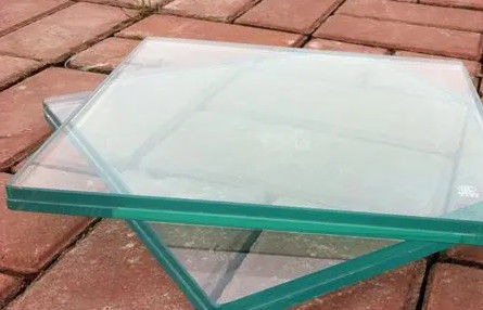 Vetro laminato temperato limpido La scelta ottimale per materiali da costruzione resistenti e trasparenti
