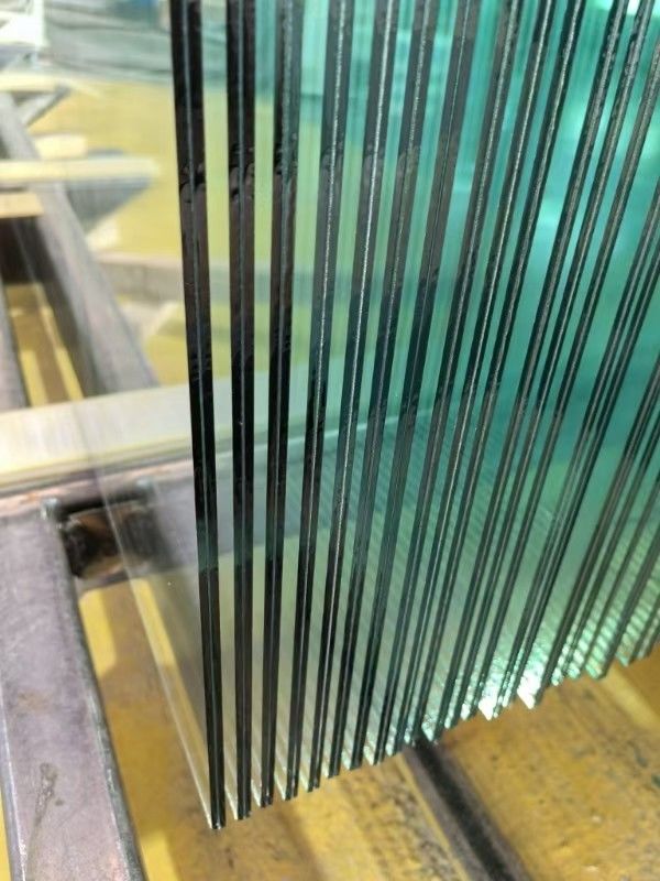 6.38/8.38/10.38/12.38 mm bordo lucido lucido o colorato vetro laminato di sicurezza