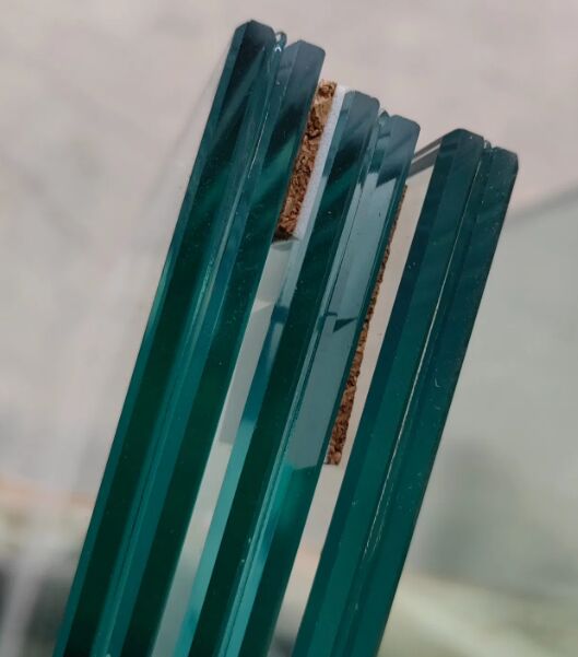 4.38mm 6.38mm 8.38mm 10.38mm to 10.76mm Tempered Safety Laminated Glass/Laminated Tempered Glass with PVB/Sgp for Building/Furniture/Table Tops/Shower Door